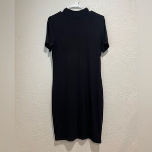 Magaschoni Black Mock-Neck Short Sleeve Dress, M